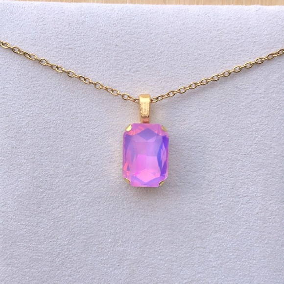 Pink-Purple Opal Aurora Borealis + Gold Emerald Cut Crystal Pendant Necklace - Picture 3 of 14